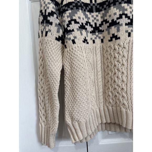 L.L. Bean signature 100% cotton, chunky heavy cable knit fisherman sweater Med - Picture 3 of 8